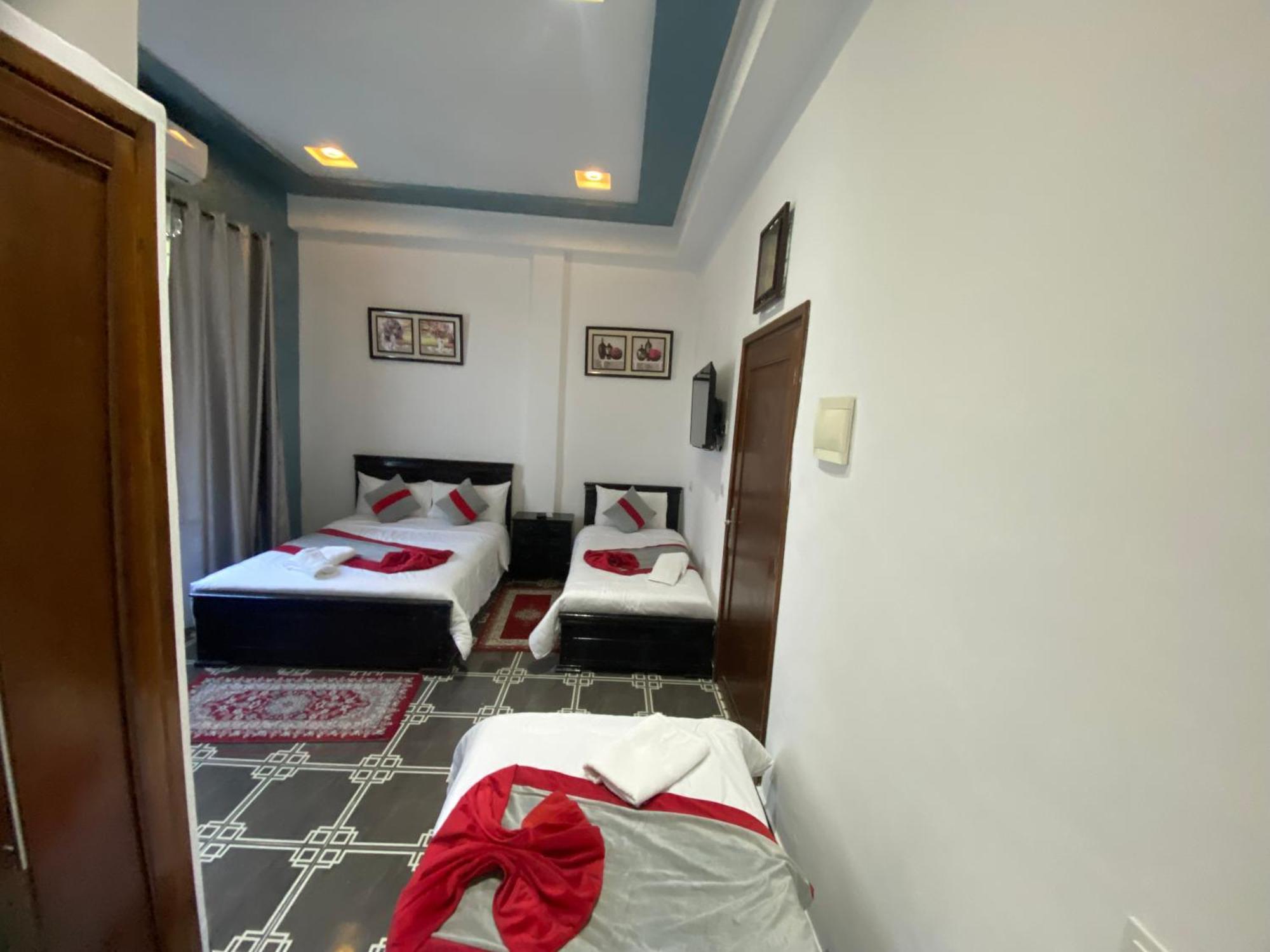 Hotel Biarritz Tangeri Esterno foto