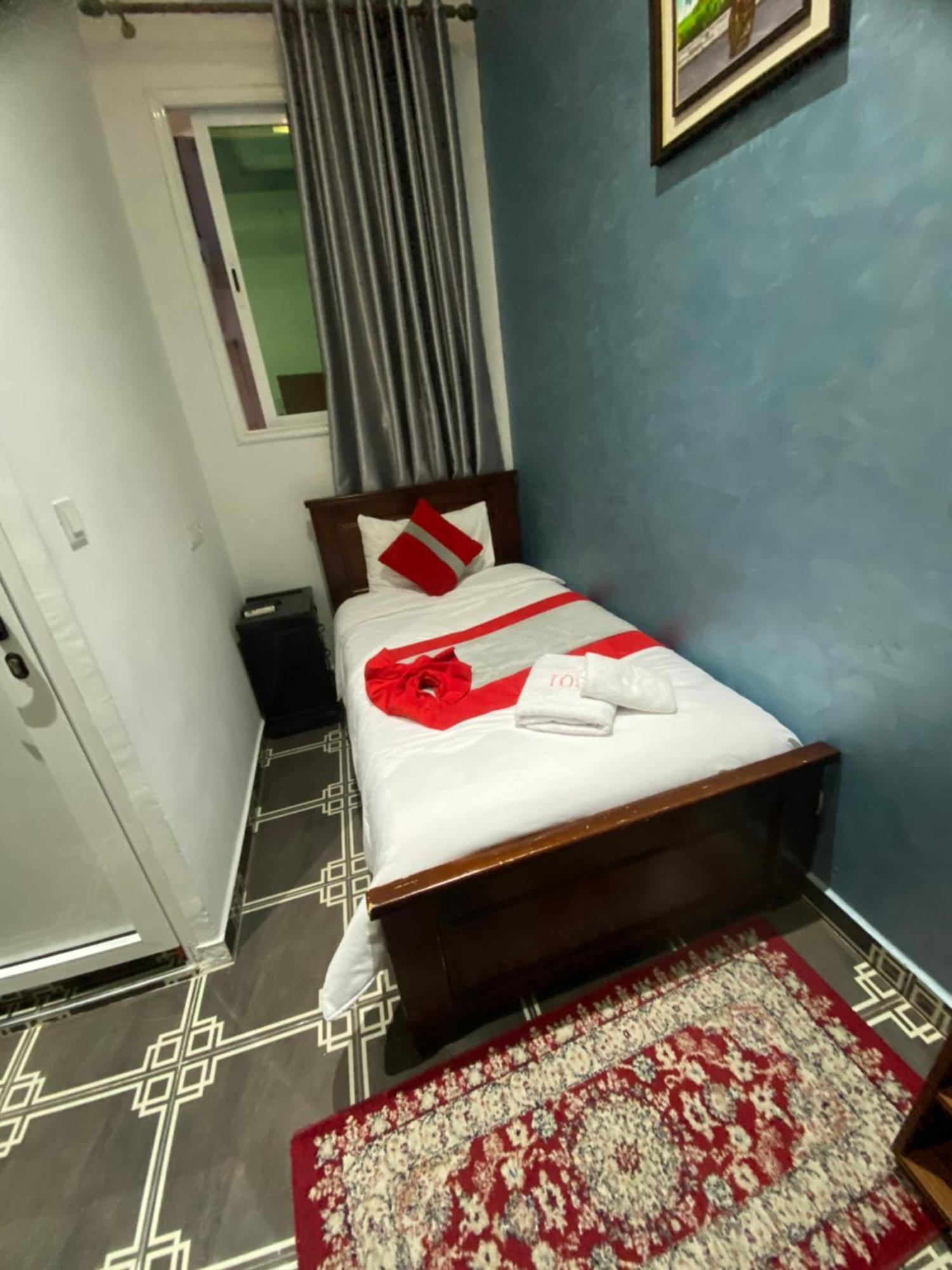 Hotel Biarritz Tangeri Esterno foto